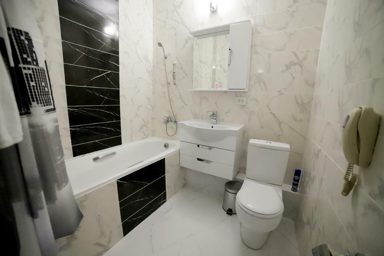 Отель Silk Road Lodge Бишкек Экстерьер фото
